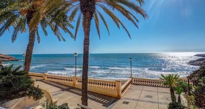 La Marina Sea Front by Hello Homes Sitges