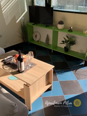 Interior - "Apartman Maksim!!!" (Rijeka Crnojevića)