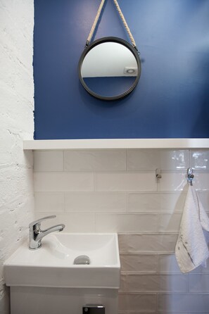 Loft | Bathroom
