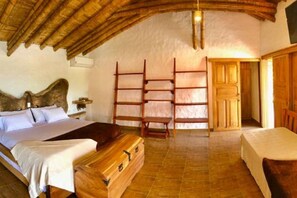6 bedrooms - NATURE, WOOD AND CHARM IN THE COFFEE SHAFT. (Risaralda)