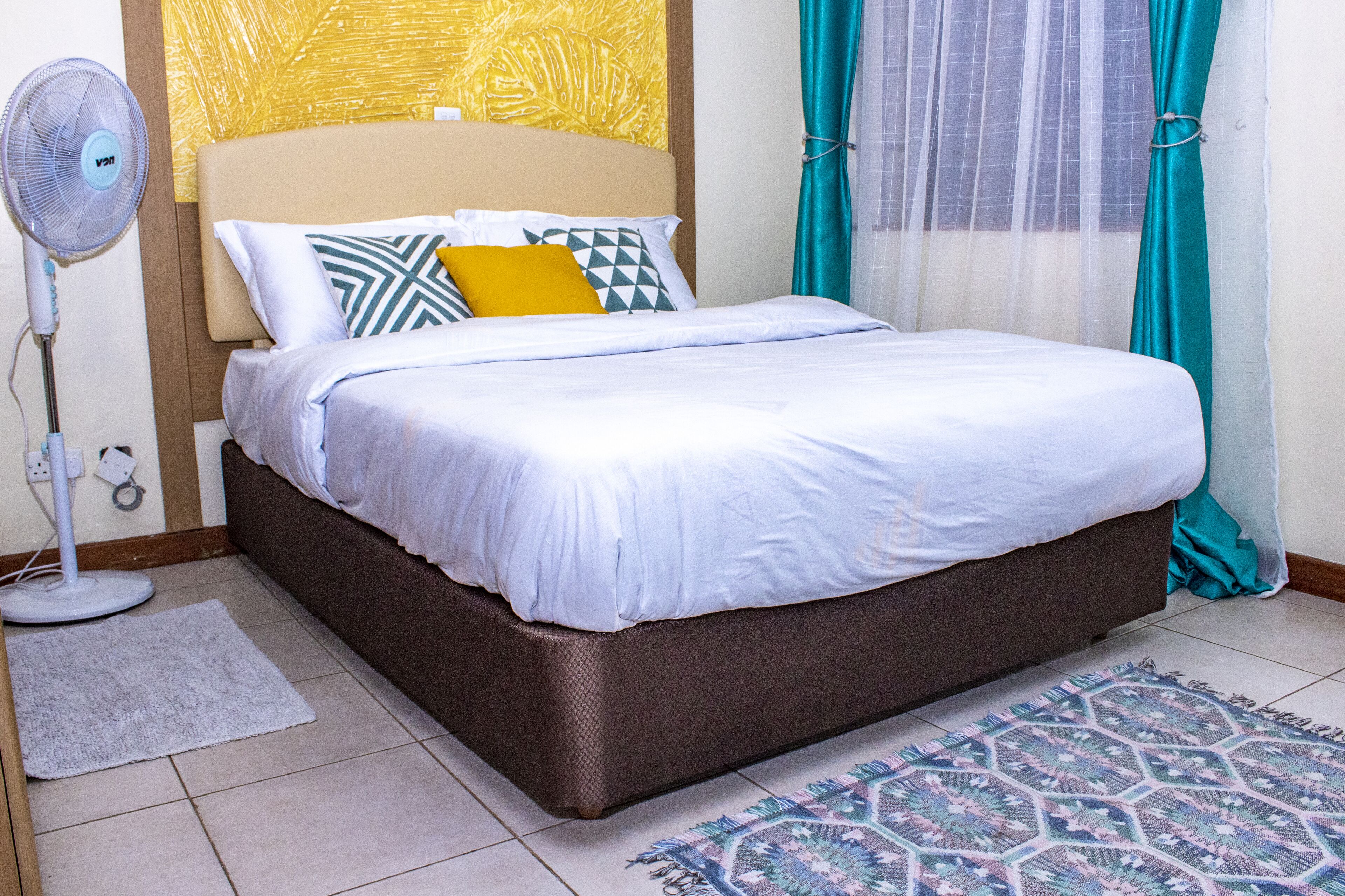 1 dormitorio, tabla de planchar con plancha, wifi