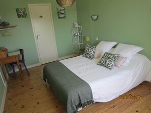 Classic Double Room | In-room business centre - Le Camelia (Ruille-Froid-Fonds)