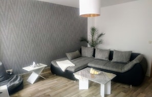 Appartement, rez-de-chaussée | Salle de séjour