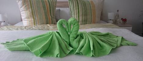 Apartment, Ground Floor | Individually decorated, individually furnished, desk, blackout drapes