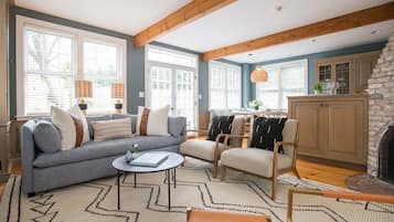 Smart TV, fireplace, books