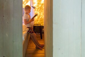 2 bedrooms - Glamping the Buzzard for 6 people in the Veluwe! (Nunspeet)