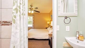 3 chambres, draps fournis