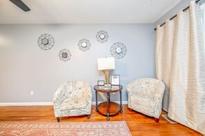 Living room - The Beckwith Guest House (Spring Lake)