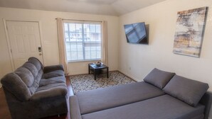 Unclassified image, 5 of 28, button - The 2020 Bradley Inn A (Harker Heights)