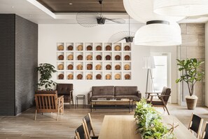 Sittområde i lobbyn