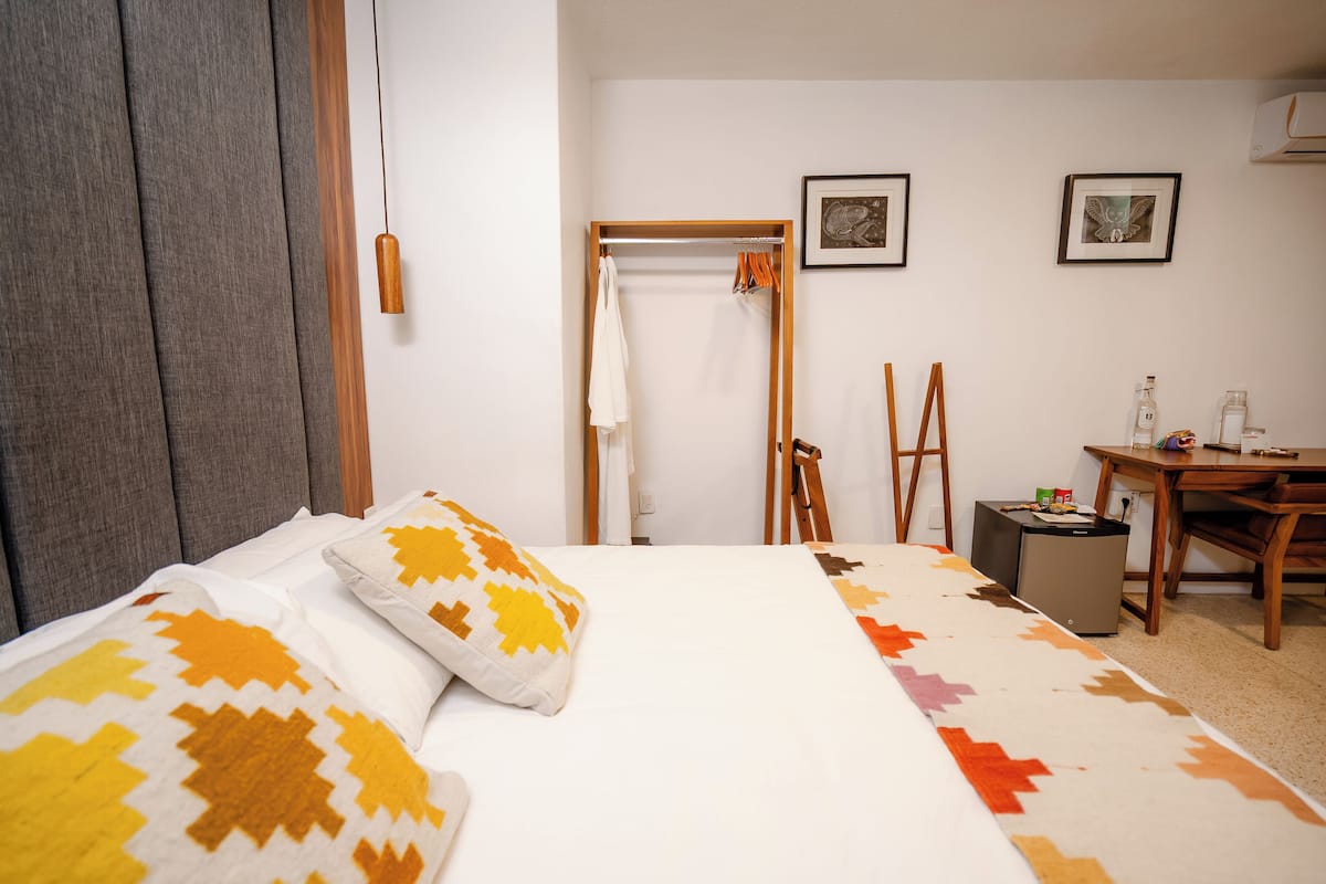 Junior Room, 1 King Bed, Patio (Mezquite) | 1 bedroom, minibar, in-room safe, desk