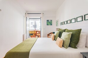 2 عدّة غرف نوم وواي فاي مجانًا وملاءات أسرّة