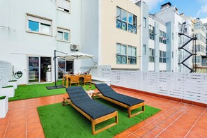 Balcony - ShôLubi - Charming Quiet & Cozy (Lisbon)