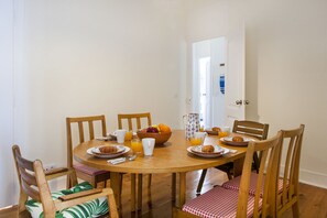 Apartment, 3 Bedrooms | Dining room - My Graça Flat in Lisbon (Lisbon)