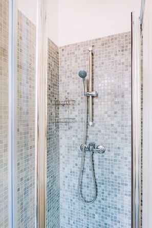 Appartement, 3 chambres | Salle de bain