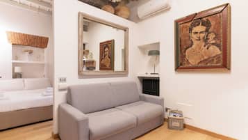 Decoración personalizada, muebles diferentes y escritorio