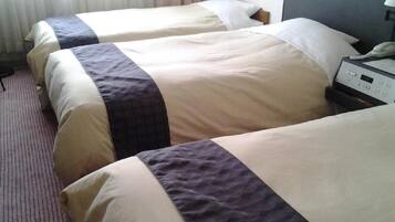 1 bedroom, desk, free WiFi, bed sheets