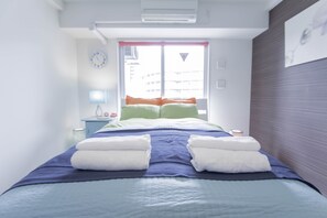 Apartment, 1 Bedroom | 1 bedroom, iron/ironing board, free WiFi - Umeda Sky Tower 802 (Osaka)
