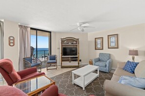 Condo, 1 King Bed with Sofa bed (Aquavista 405e) | Balcony