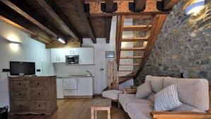 House, 1 Bedroom | Living area | Flat-screen TV - Los Tres Albares (Fiscal)