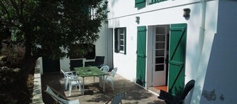Hossegor "ETCHEDERRA", Pleasant family villa from the 50s, for 9 people