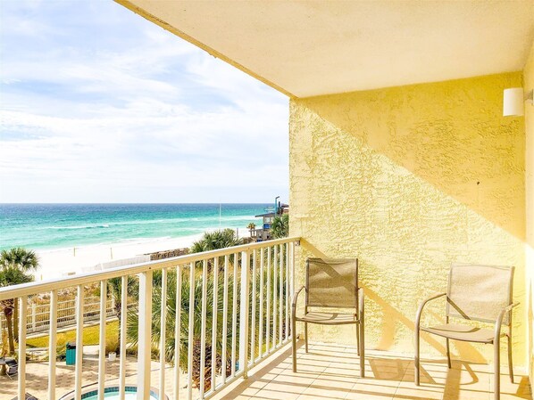 House (The Summit 413) | Balcony