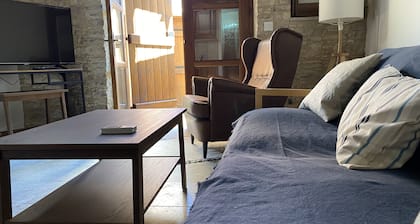 Acogedora casa marrón