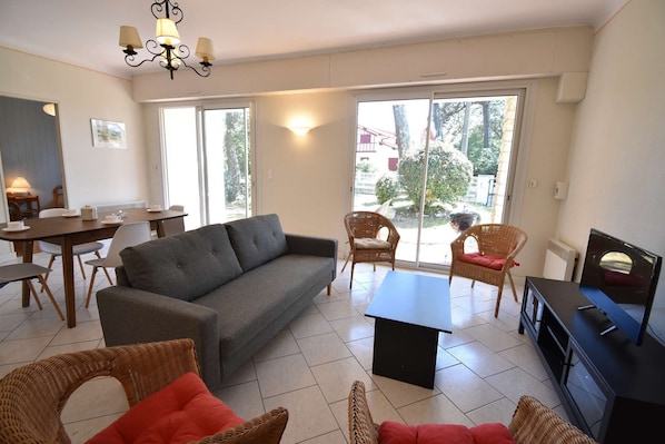 TV - Hossegor "LE PASCALOU" Villa for 4 people. (HOSSEGOR)