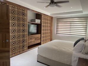 2 quartos, ferros/tábuas de passar roupa, Wi-Fi, roupa de cama