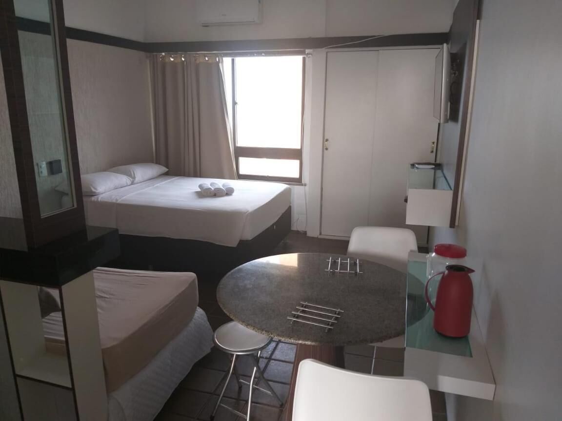 1 habitación, minibar, wifi gratis y ropa de cama 