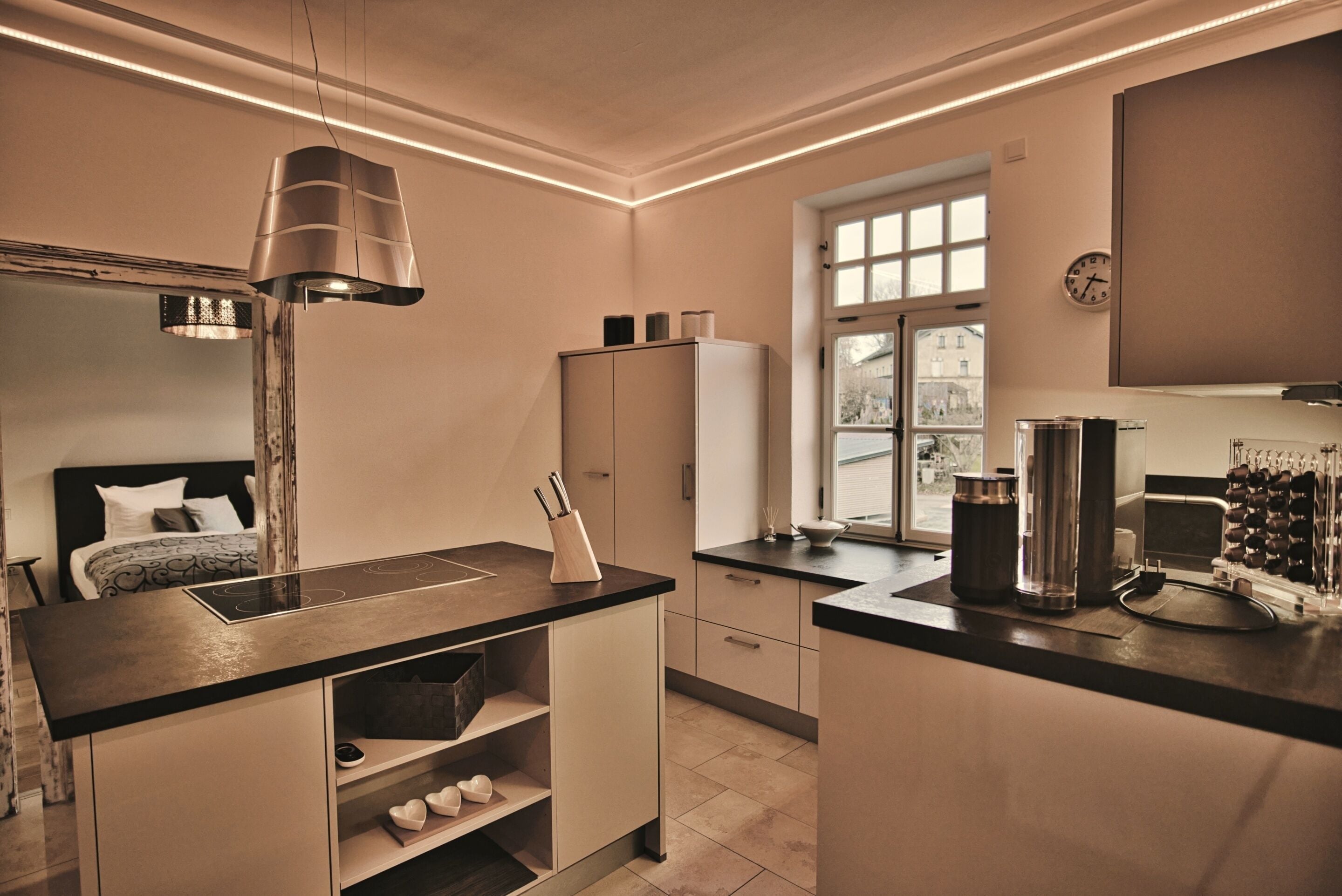Apartment, Private Bathroom (Obergeschoss) | Private kitchen | Fridge, oven, stovetop, dishwasher