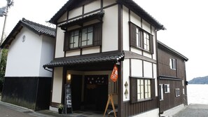Exterior - Ine No Funaya Miyabi (Ine)