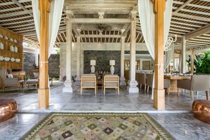 Outdoor dining - Enjoy a Holiday of a Lifetime Renting Your Own 5 Star Private Villa at the Best Rate in Kerobokan (Bali)