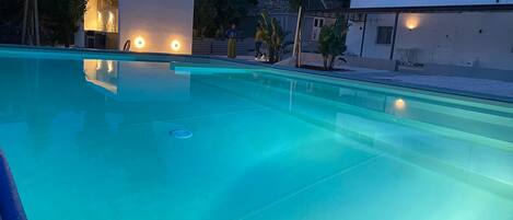 Piscine extérieure