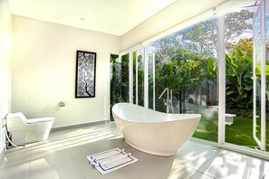 Hair dryer, towels - Rent a Luxury Villa in Bali Close to the Beach, Bali Villa 2054 (Bali)