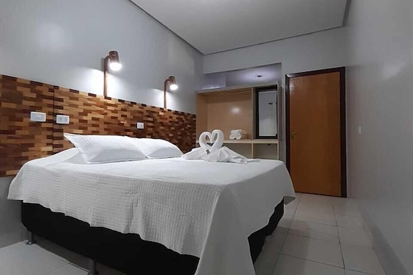 Deluxe Apartment | Private kitchenette