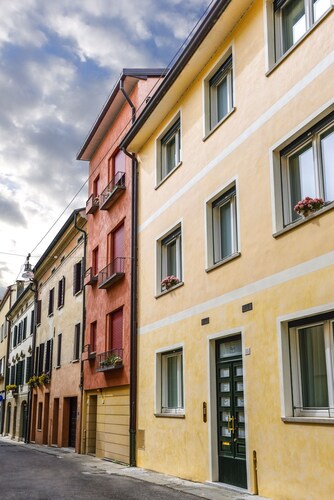 Comfortable apartment with garden view - Treviso center