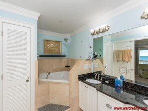 Bathtub