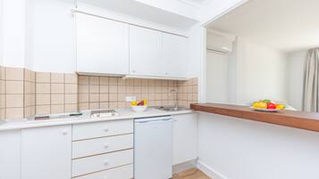 Fridge, microwave, stovetop, highchair