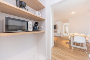 Dining - MASSANET (1B) - Cosy apartment with terrace near the sandy beach. Free WiFi (Capdepera)