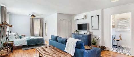 1 habitación, escritorio, tabla de planchar con plancha y wifi gratis