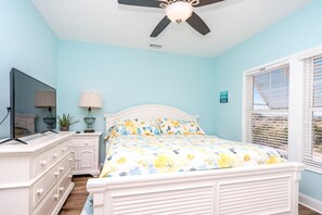 5 bedrooms, iron/ironing board, WiFi