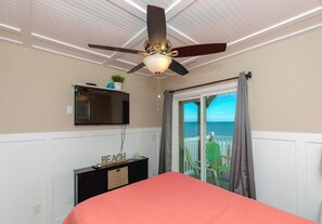 5 slaapkamers, een strijkplank/strijkijzer, wifi