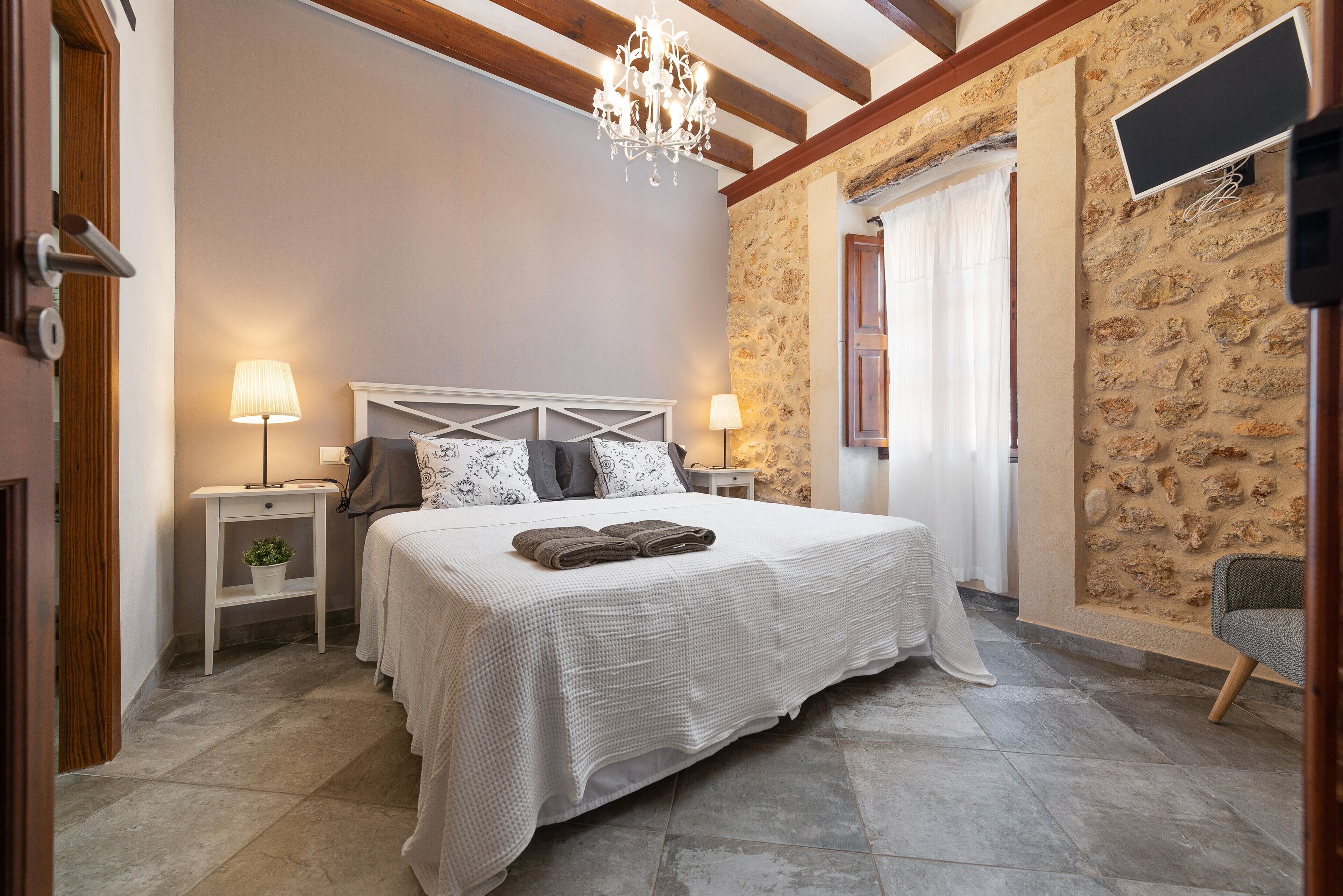 3 sovrum, strykjärn/strykbräda, gratis wi-fi och sängkläder