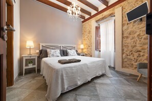 3 sovrum, strykjärn/strykbräda, gratis wi-fi och sängkläder