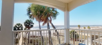 Onlangs gerenoveerde Gulf Front Home met prive zwembad