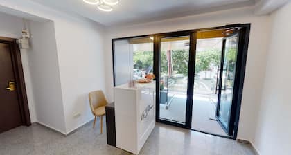 Le Blanc Aparthotel
