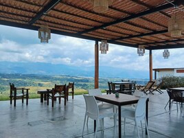 Desayuno continental incluido todos los días 