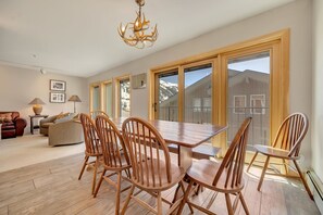 Dining - Beautifully Updated Condominium with Fireplace and Private Indoor Hot Tub (Alta)
