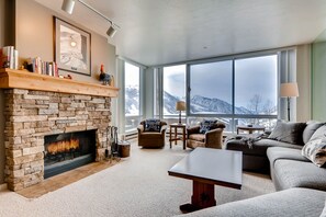 TV, fireplace - Ski in/Ski Out to Snowbird Ski Area in Spacious Condominium with Two Fireplaces (Alta)